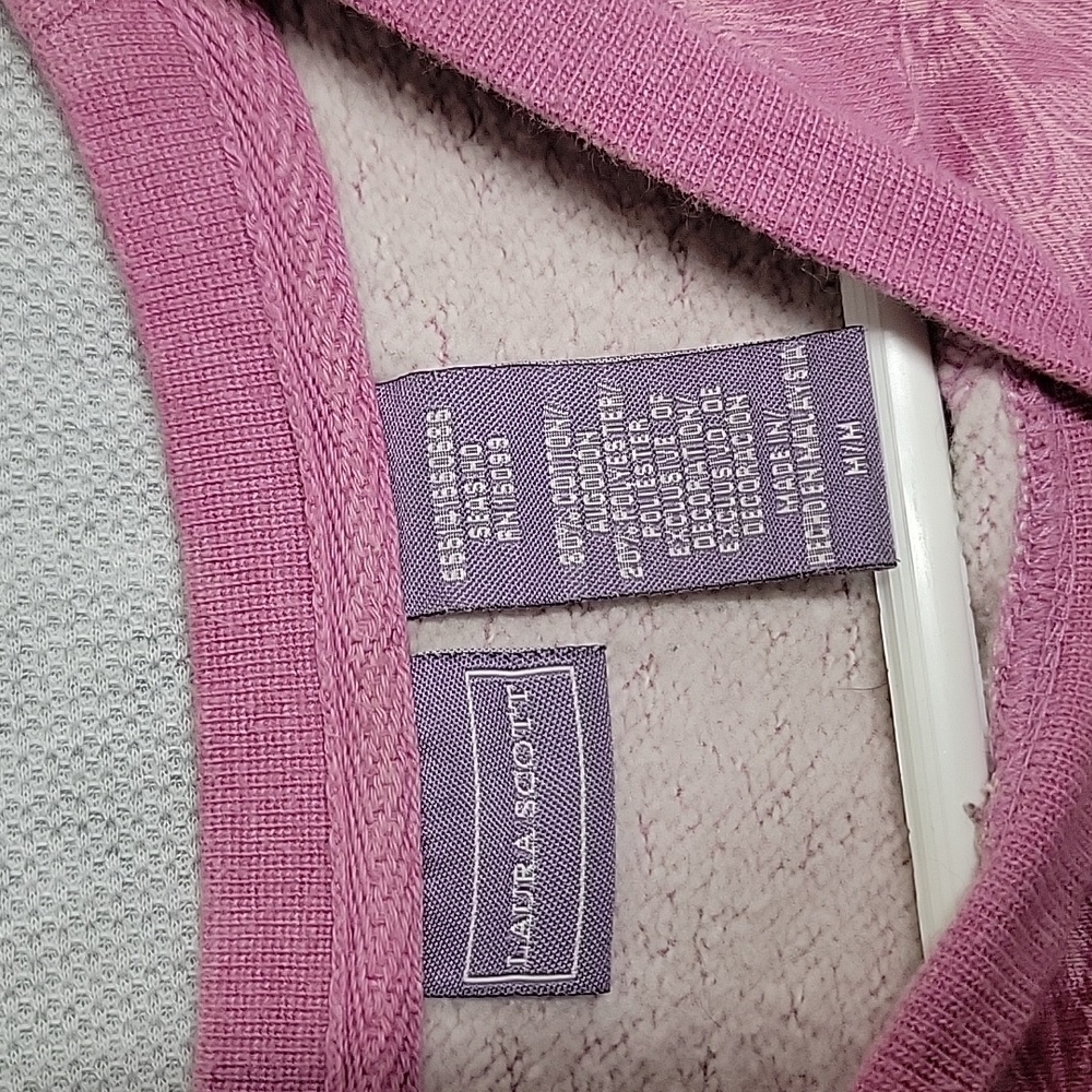 Laura Scott sweater - Picture 3 of 4